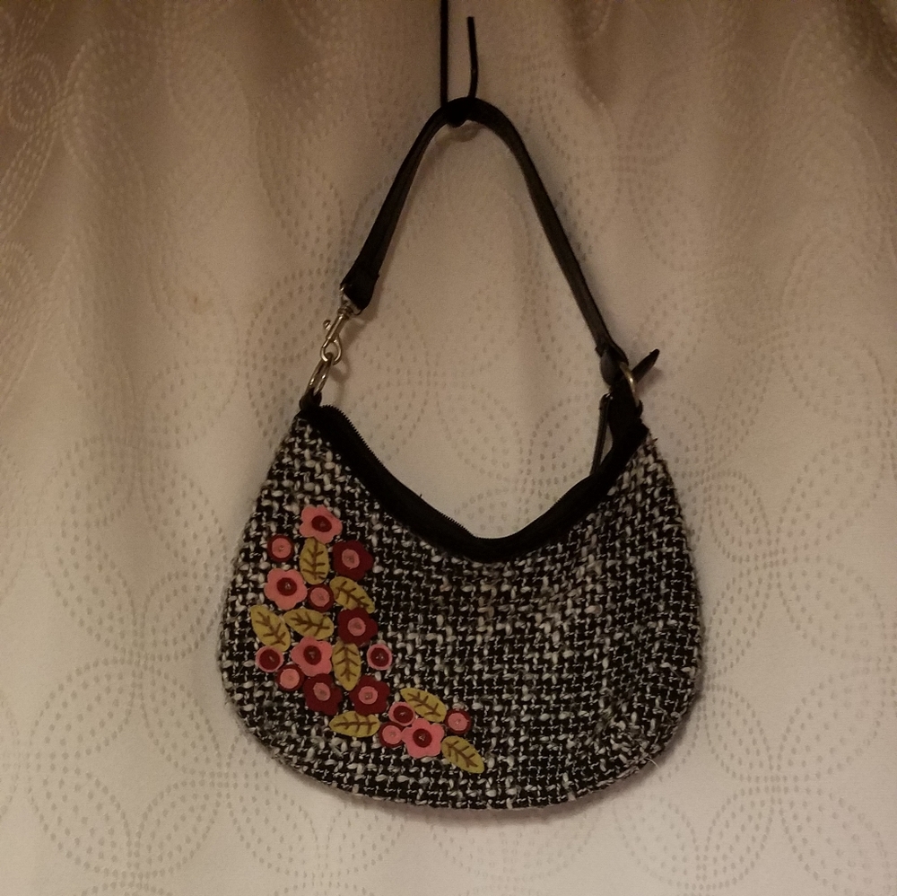 Shoulder strap purse